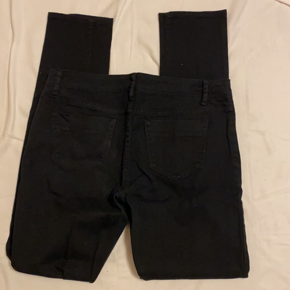 ❤️2 for $10 No Boundaries Black Skinny Jean - Picture 3 of 4